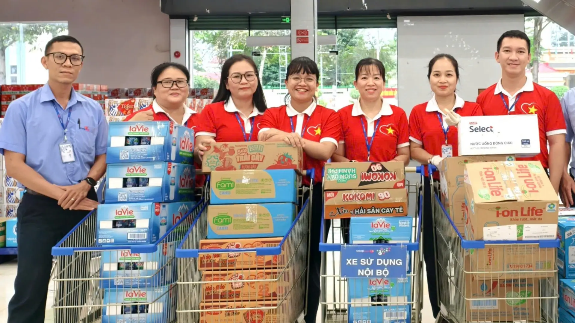 Saigon Co.op bán hàng không lợi nhuận cùng bà con miền Trung – Tây Nguyên tái thiết cuộc sống